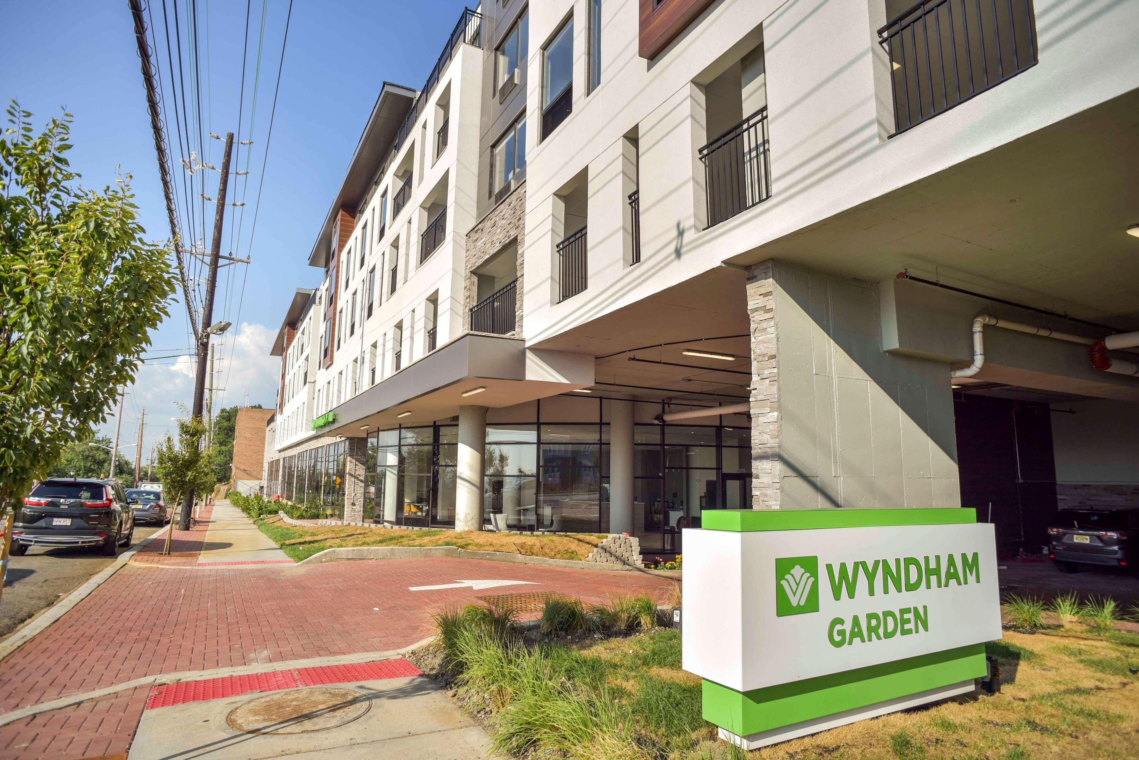 Wyndham Garden North Bergen - Secaucus Hotel Buitenkant foto